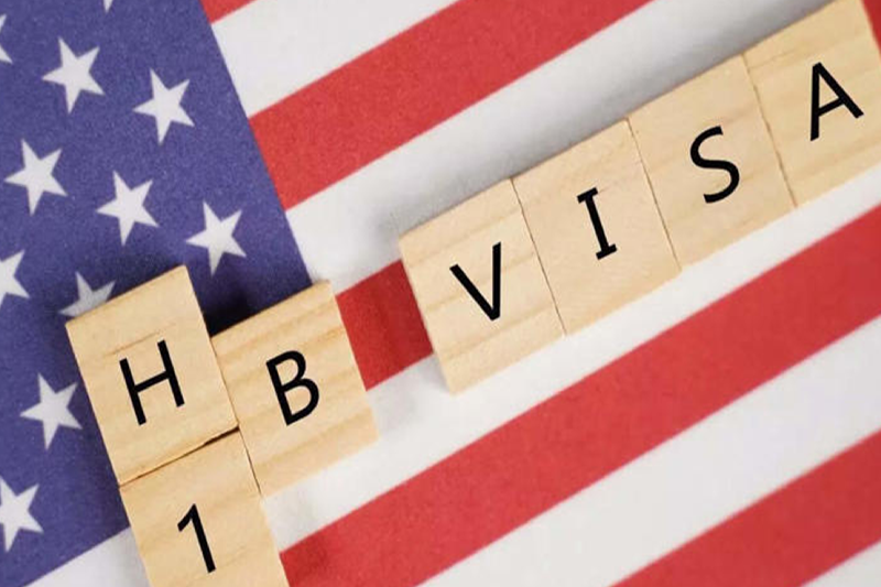 H‑1B Visa Delays: What Indian Applicants Are Facing