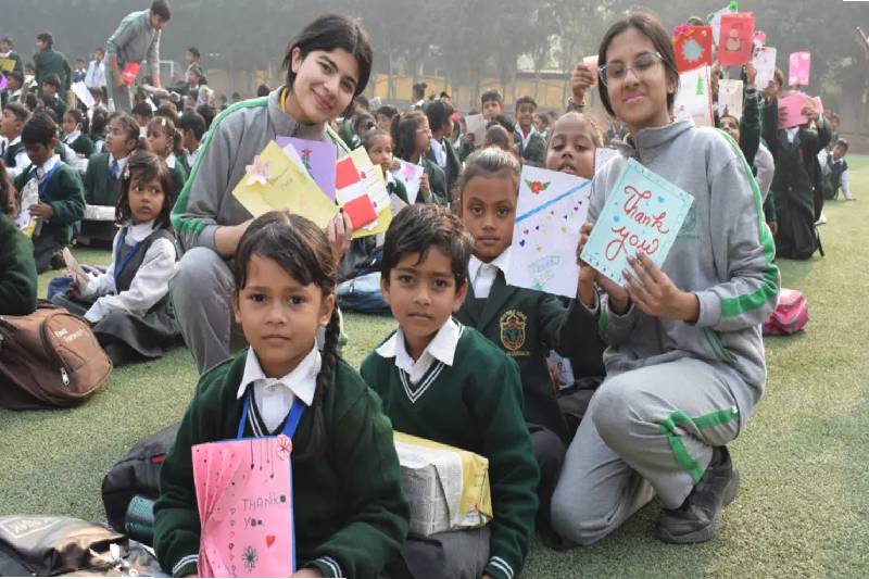 DPS Gurugram Students Spark Scientific Curiosity Among Underprivileged Children Through Hands-On Workshops