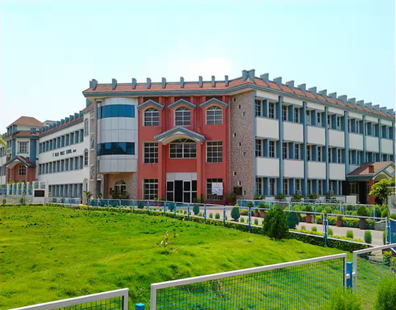 Delhi Govt Bars Schools From Forcing Book, Uniform Purchases