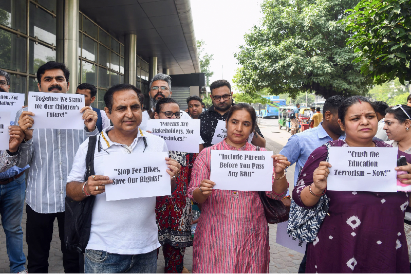 Delhi Government Approves Ordinance to Regulate Private School Fees