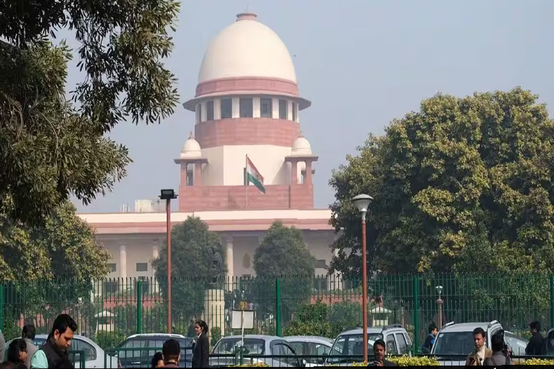 Supreme Court Refers PIL on Including Minority Schools Under RTE Act to CJI