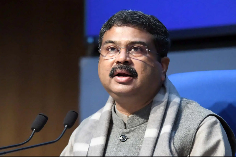 AI as a Necessity: Education Minister Dharmendra Pradhan Advocates for Mass AI Literacy and Indigenous Innovation