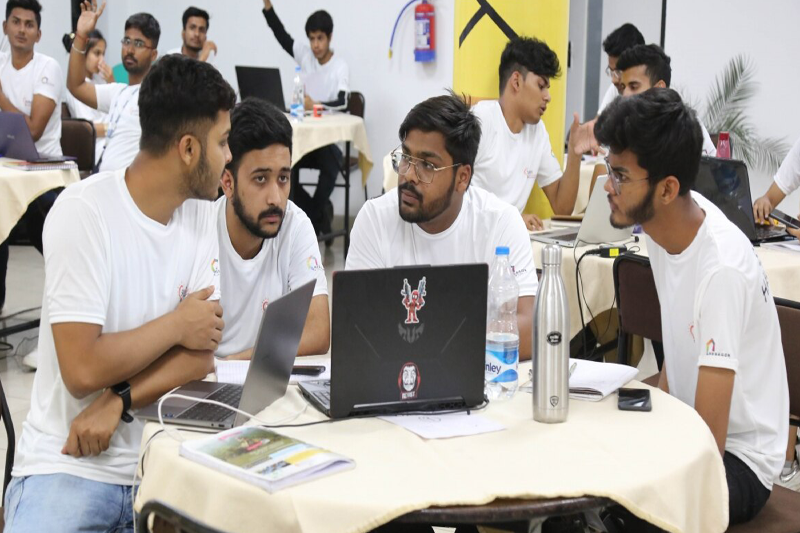 Govt Challenges Students to Solve Real-World Consumer Issues in Smart India Hackathon 2025