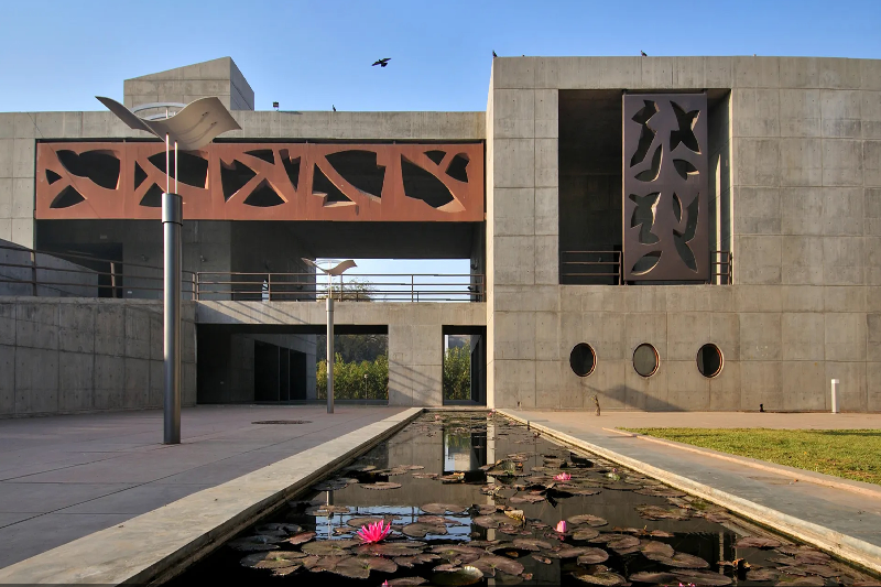 Mahindra, P&G, and Amazon Lead the Second Summer Placement Cluster at IIM Ahmedabad