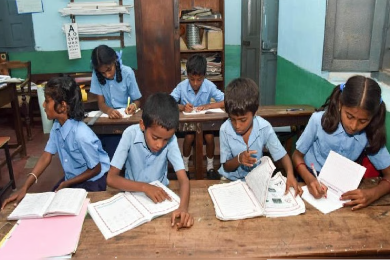 Faculty Shortage Crisis Hits Karnataka Government Colleges: Students Face Academic Disruptions