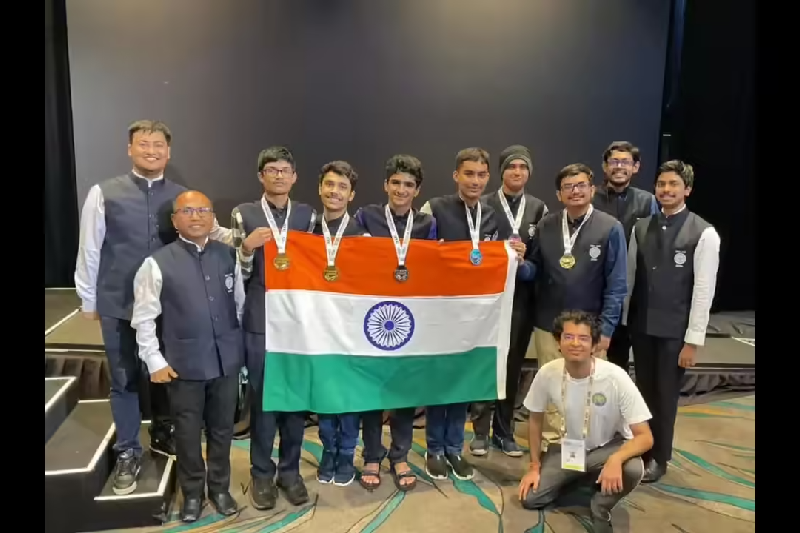 India Shines at International Physics Olympiad 2025 with 3 Gold and 2 Silver Medals