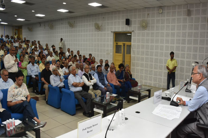 Banaras Hindu University to Introduce Annual Academic Excellence Awards for Students