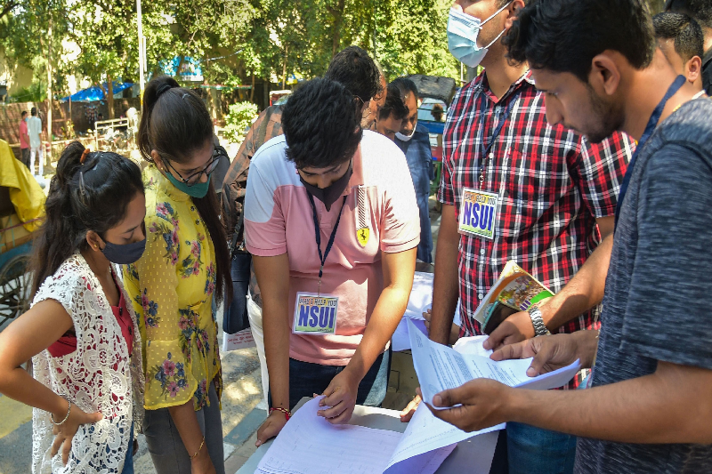 Delhi University Admissions 2025: Final Mop-Up Round Opens for UG Applicants via Class 12 Marks – Eligibility, Process & Key Details